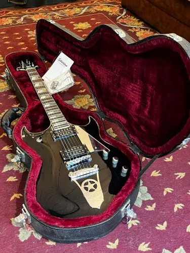 Guitarra Silvertone Sovereign Pro Paul Stanley Kiss