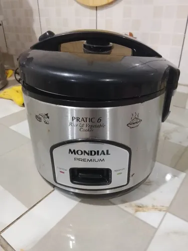 Panela elétrica mondial