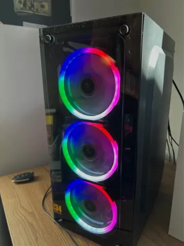 PC GAMER RYZEN 5600G + 16RAM DDR4 + 256GB SSD + AMD A520