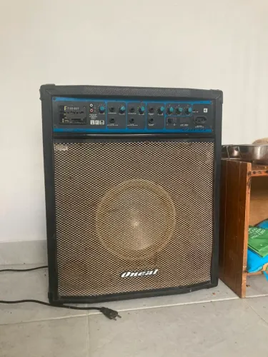 Caixa de som amplificada Oneal ativa ocm 460 usada som amplificadora música instrumento