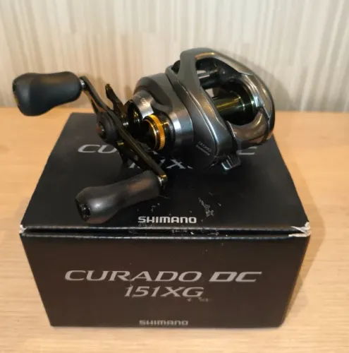 Carretilha Shimano Curado DC 151XG Esquerda