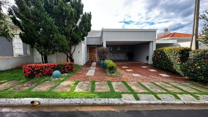 Venda de Casas / Condomínio na cidade de Araraquara
