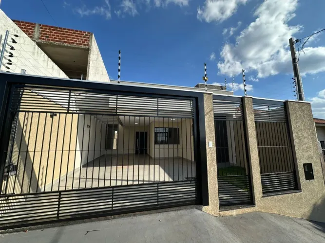Locação - Residência no Jardim Oriental em Maringá