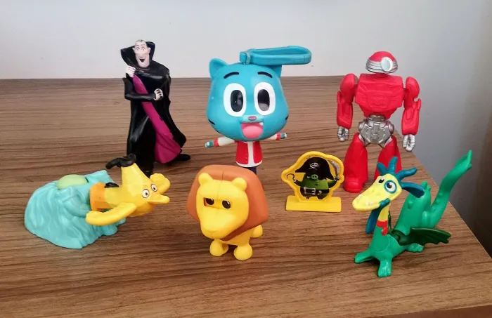 Lote Brinquedos McDonald's coleções diversas