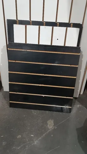 Painel Canaletado preto 75cm x 60 cm