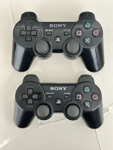 2 controles originais ps3 + 4 jogos