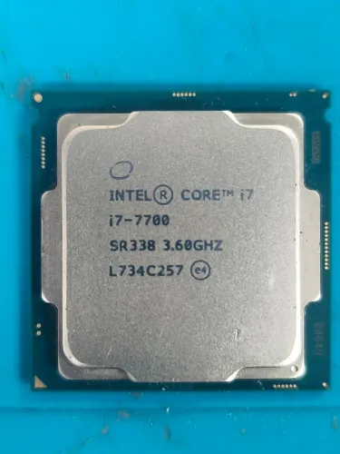 Proc. Intel Core i7 7700