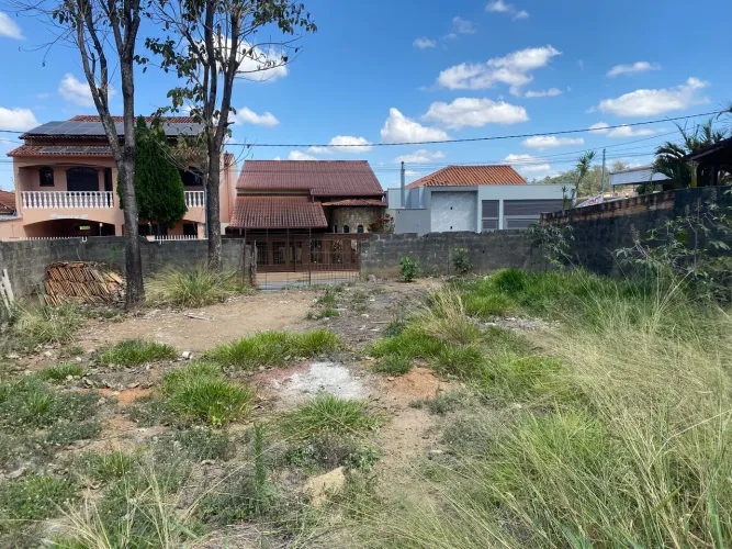 LOTE À VENDA - BAIRRO PALMEIRAS | BOM DESPACHO/MG