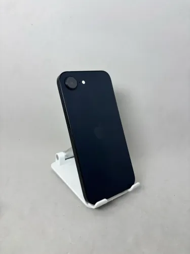 Loja física. Aceitamos trocas em iPhone's ou Android. iPhone 16e 128GB 100%