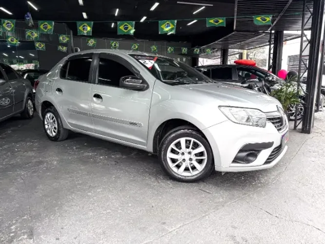 Renault Logan Life Flex 1.0 12V 4P Mec. 2021