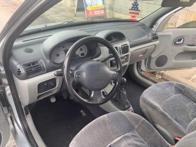 Renault Clio Sed. Hi-flex/exp.hi-flex 1.6 16V 4P 2006