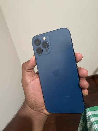 iPhone 12 Pro Max 128gb vende-se ou troca 