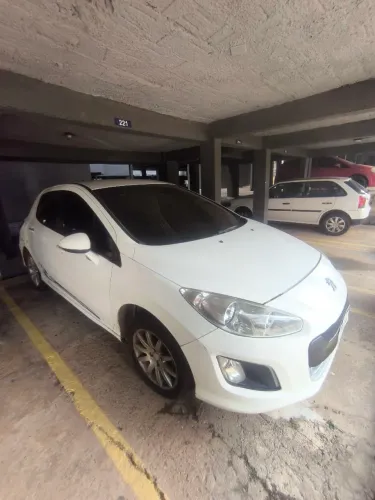 Peugeot 308 Allure 1.6 Flex 16V 5P Mec. 2013