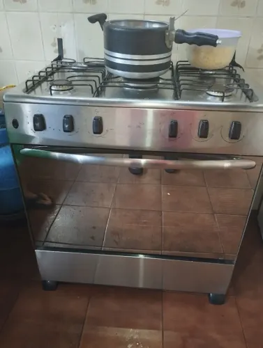 Vendo fogão 5 bocas 