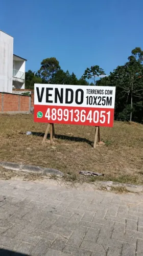 Terreno 10x25m em altos de Potecas-São José