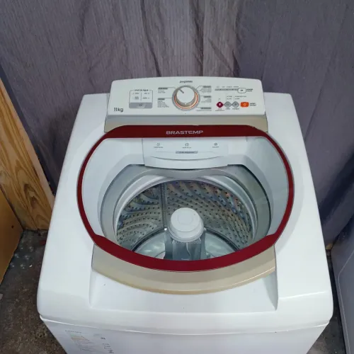 Vendo máquina de lavar 11 kg funcionando perfeitamente