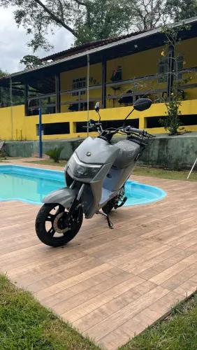 Moto Elétrica Modelo Juna 1000W * Thaís