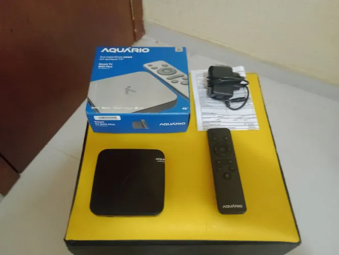 Vendo TV box Aquário seminova