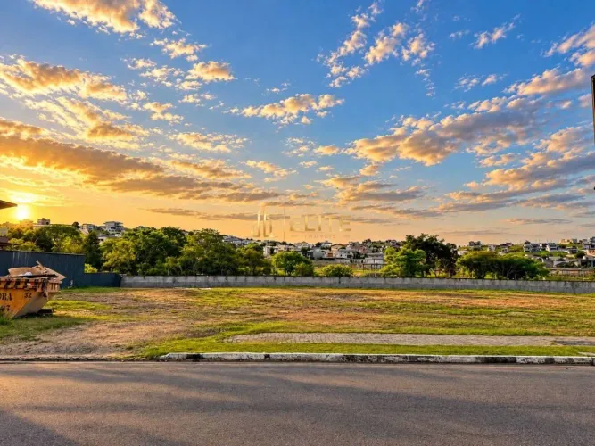 Terreno Plano de 833 m² no Urbanova, Condomínio Jardins das Nações, São José dos Campos SP
