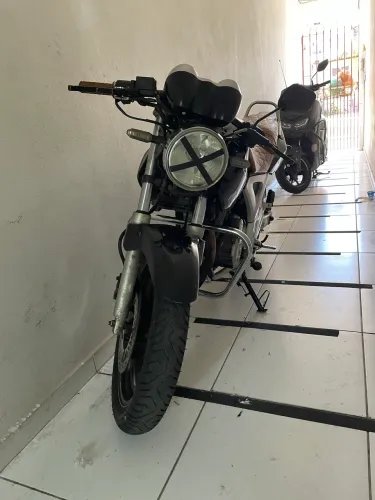 TWISTER CAFÉ RACER
