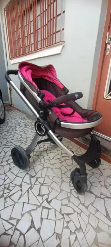 Carrinho de Bebê Chicco Urban Completo - Ótimo Estado