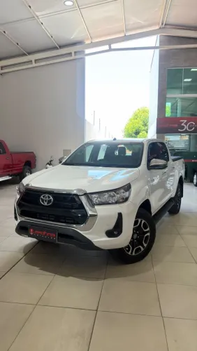 Toyota Hilux CD SRV 4X4 2.8 TDI Diesel Aut. 2022