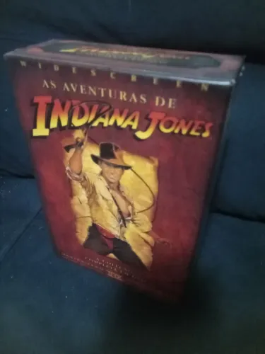 Box 4 DVDs As Aventuras de Indiana Jones