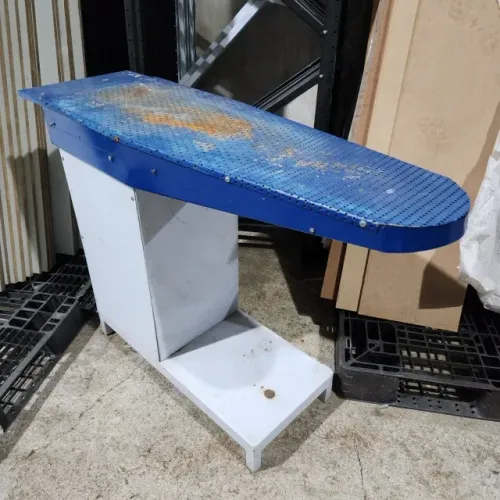 Mesa de Passar Roupa Industrial Usada