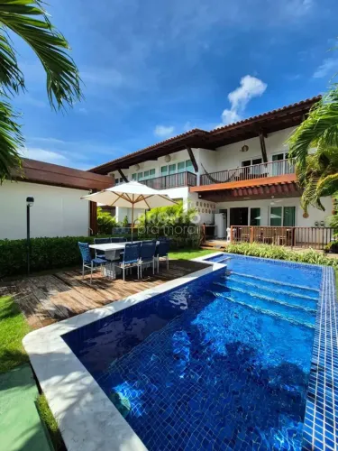 Club Meridional Carneiros: Duplex de 143m² com Piscina Privativa
