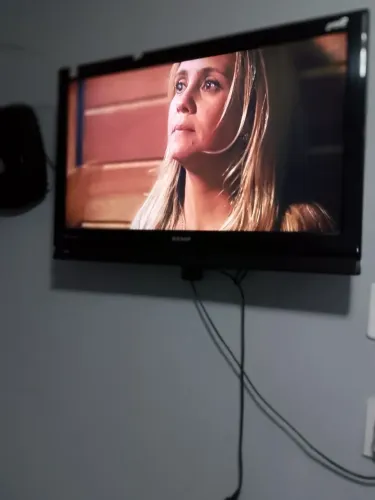 TV SEMP TOSHIBA 32" POLEGADAS