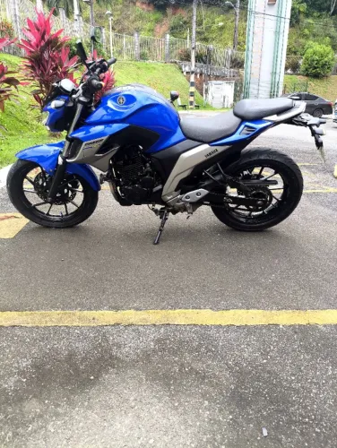 Yamaha Fazer FZ25 250 Blueflex (ABS) - Único Dono / Impecável