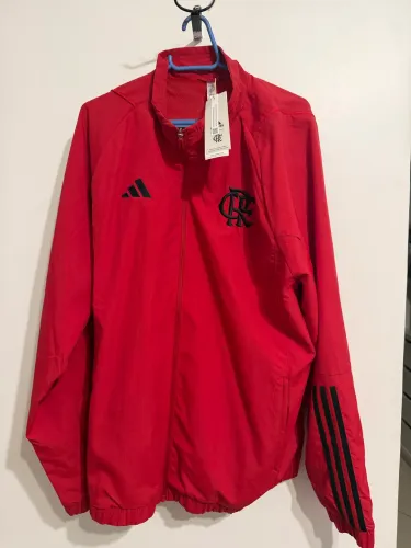 Jaqueta Adidas Flamengo 2023/2024 Pré-Jogo Oficial - Tamanho 2XL (XXG) - Nova com Etiqueta