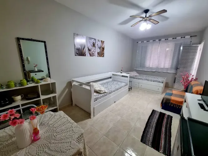 Sala living a venda PORTEIRA FECHADA em Embare / Santos sp