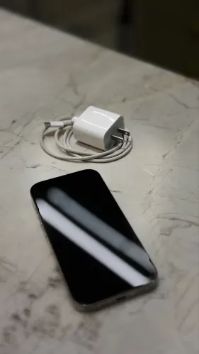 iPhone 16 Pro 512gb natural titanium
