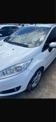 Ford Fiesta SE 1.6 8V Flex 5P 2014