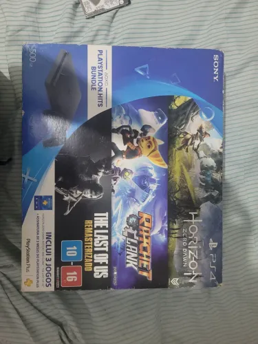 Ps4 slim edição especial 3 jogos
