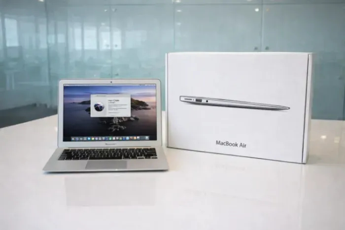macbook air mid 2012