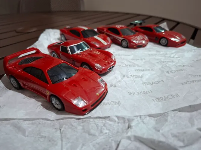 COLEÇÃO FERRARI 