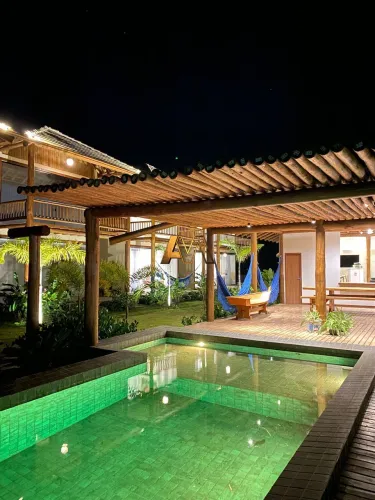 Apartamento à venda no bairro Taipu de Fora - Maraú/BA