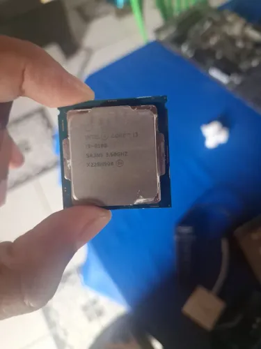 processador core i3 8100