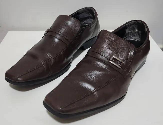 Sapato Social Democrata Couro Legítimo Marrom 42 - Masculino - Café