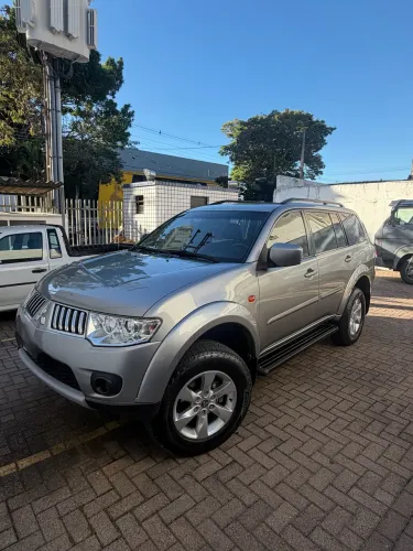 Mitsubishi Pajero Dakar 3.2 4X4 T.i. Dies. 5P Aut. 2012