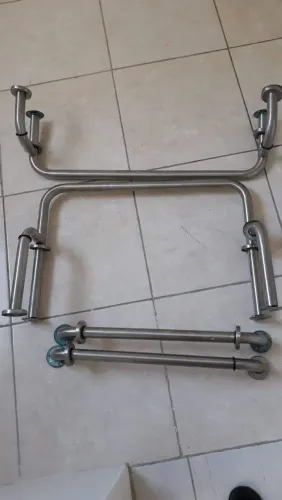 Barras de apoio para banheiro