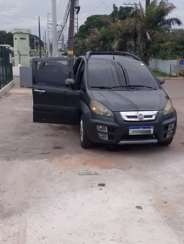 Fiat Idea Adv./ Adv.lock.dualogic 1.8 Flex 5P 2012