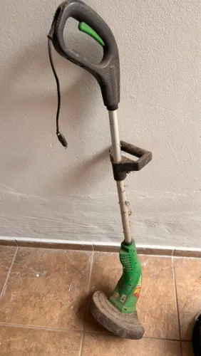 VENDO APARADOR DE GRAMA ELÉTRICO