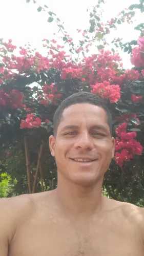 Me Ofereço para ser Caseiro com Experiência na Roça a Anos 