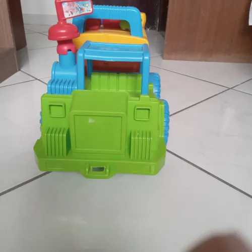 Carrinho educativo na promoção