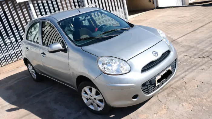Nissan March S 1.6 16V Flex Fuel 5P 2013