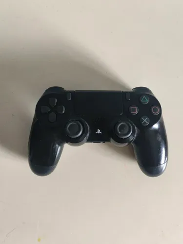 Controle de PS4 (Para retirada de peças)