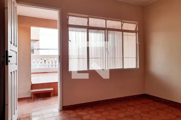 Casa à Venda - Vila Ema, 4 Quartos, 85 m2